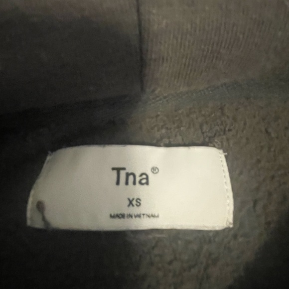 TNA Super Crop Hoodie - Picture 2 of 7